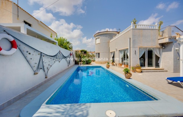 Reventa - Villa - Orihuela Costa - La Regia