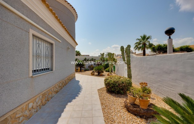 Reventa - Villa - Orihuela Costa - La Regia