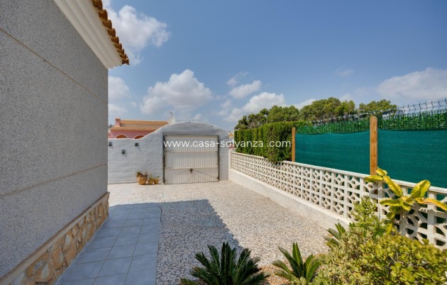 Reventa - Villa - Orihuela Costa - La Regia
