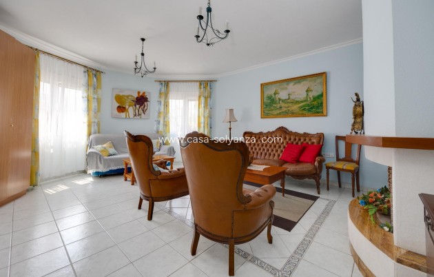 Reventa - Villa - Orihuela Costa - La Regia