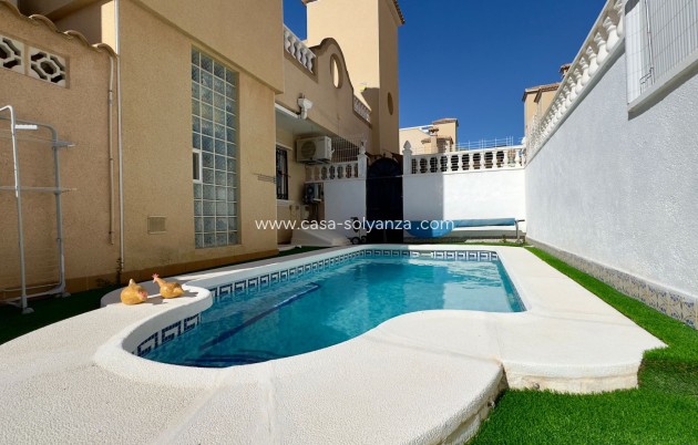 Resale - Villa - Orihuela Costa - Costa Blanca