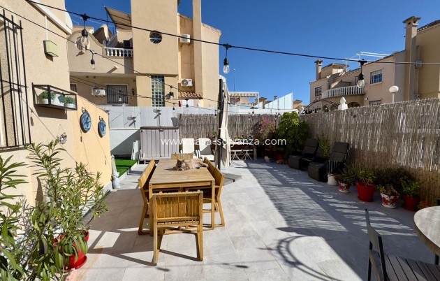 Resale - Villa - Orihuela Costa - Costa Blanca