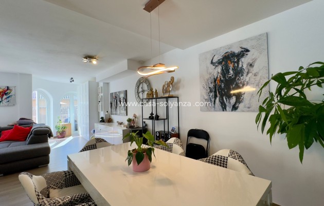 Resale - Villa - Orihuela Costa - Costa Blanca