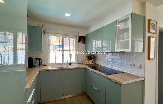 Resale - Villa - Orihuela Costa - Costa Blanca