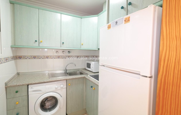 Resale - Apartment / flat - Torrevieja - Acequion
