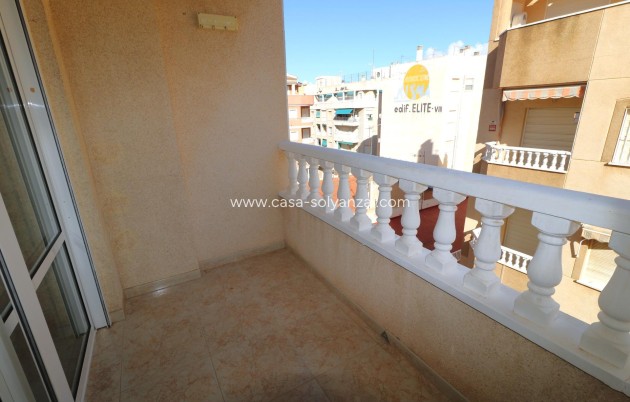 Resale - Apartment / flat - Torrevieja - Acequion