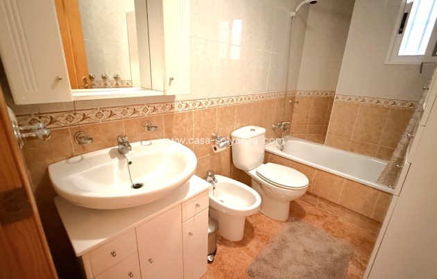 Resale - Apartment / flat - Torrevieja - Costa Blanca