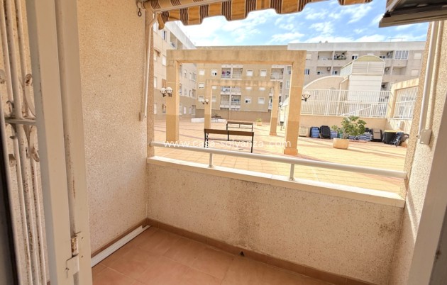Resale - Apartment / flat - Torrevieja - Costa Blanca