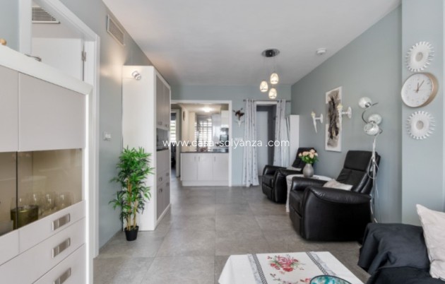 Resale - Apartment / flat - Torrevieja - Costa Blanca