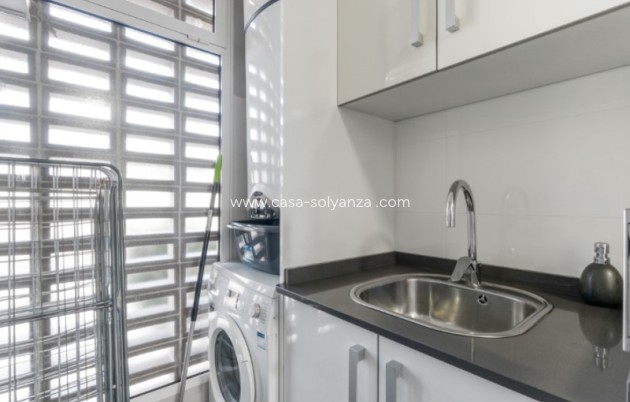 Resale - Apartment / flat - Torrevieja - Costa Blanca