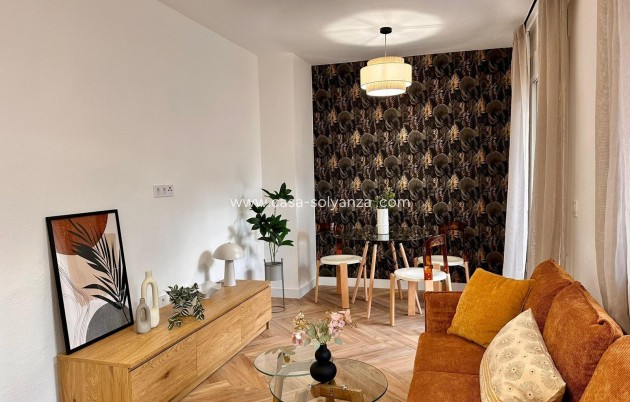 Resale - Apartment / flat - Torrevieja - Playa del Cura