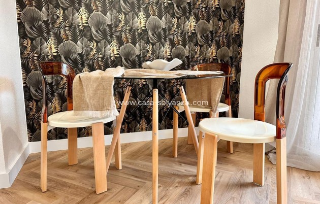 Resale - Apartment / flat - Torrevieja - Playa del Cura