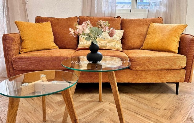 Resale - Apartment / flat - Torrevieja - Playa del Cura