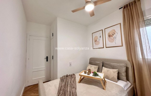 Resale - Apartment / flat - Torrevieja - Playa del Cura