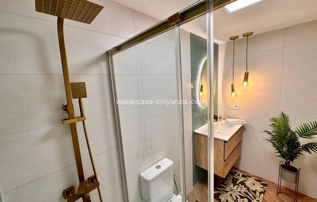 Resale - Apartment / flat - Torrevieja - Playa del Cura