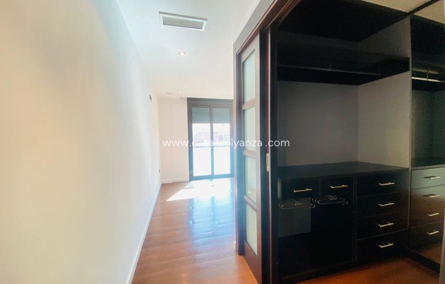 Resale - Villa - Santiago de la Ribera - San Blas