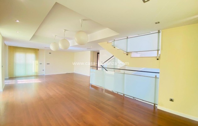 Resale - Villa - Santiago de la Ribera - San Blas