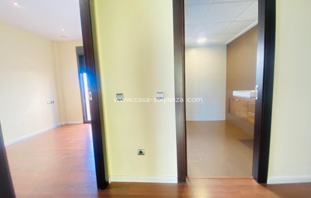 Resale - Villa - Santiago de la Ribera - San Blas