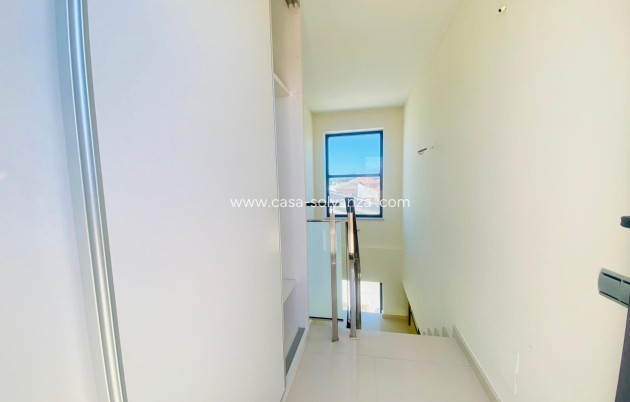 Resale - Villa - Santiago de la Ribera - San Blas