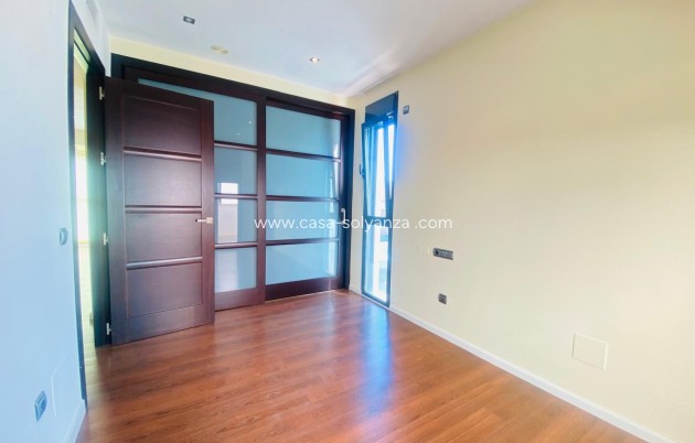 Resale - Villa - Santiago de la Ribera - San Blas