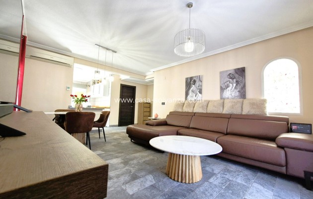 Wiederverkauf - Villa - Cabo Roig - Lomas de Cabo Roig