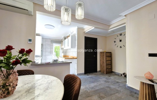 Wiederverkauf - Villa - Cabo Roig - Lomas de Cabo Roig