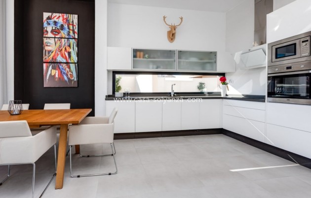 Neue Gebäude - Villa - Pilar de la Horadada - pueblo