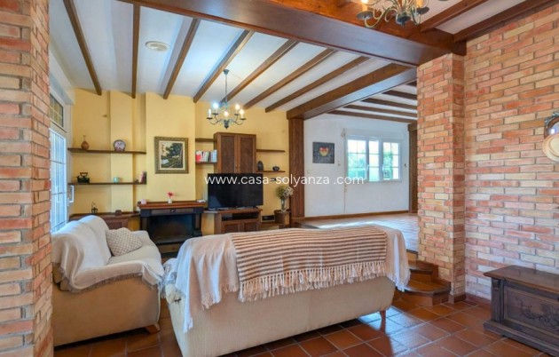 Resale - Villa - Mil Palmeras - Costa Blanca