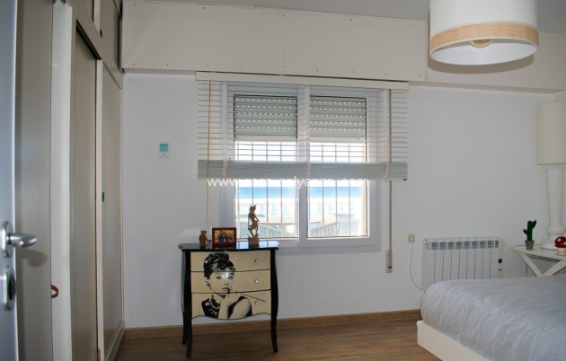 Herverkoop - Independent villa - La Manga del Mar Menor