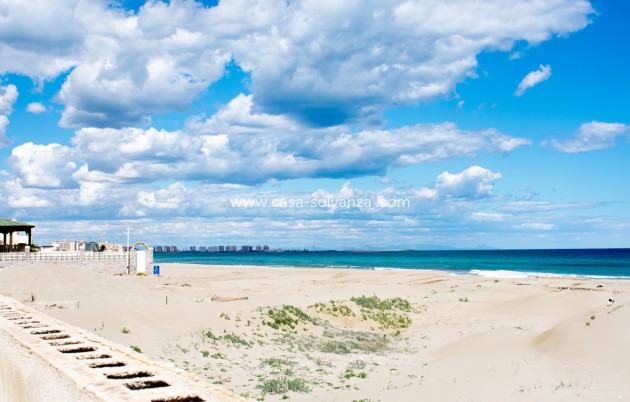 Herverkoop - Independent villa - La Manga del Mar Menor