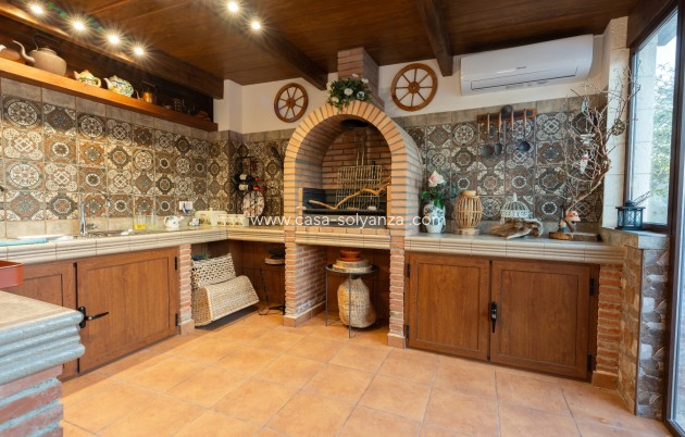 Revente - Villa / Semi detached - Torrevieja - Los Balcones