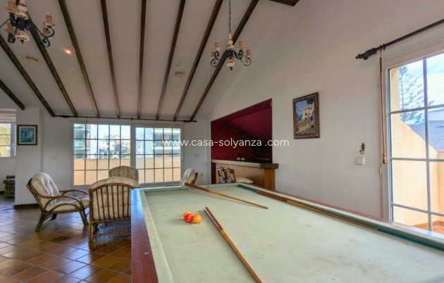 Resale - Villa - Mil Palmeras - Costa Blanca