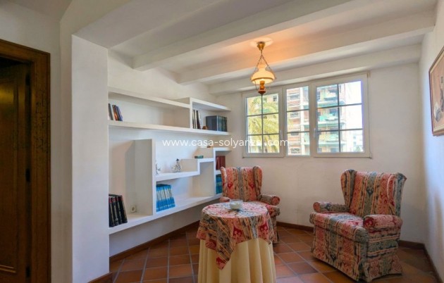 Resale - Villa - Mil Palmeras - Costa Blanca