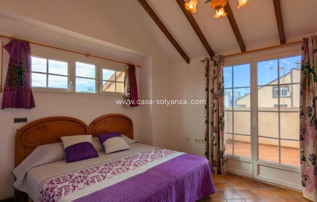 Resale - Villa - Mil Palmeras - Costa Blanca