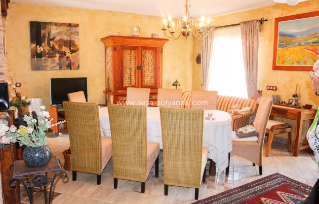 Resale - Independent villa - Los Urrutias