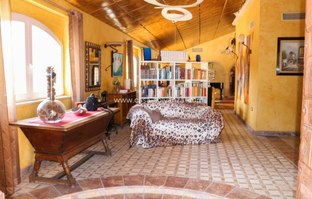 Resale - Independent villa - Los Urrutias