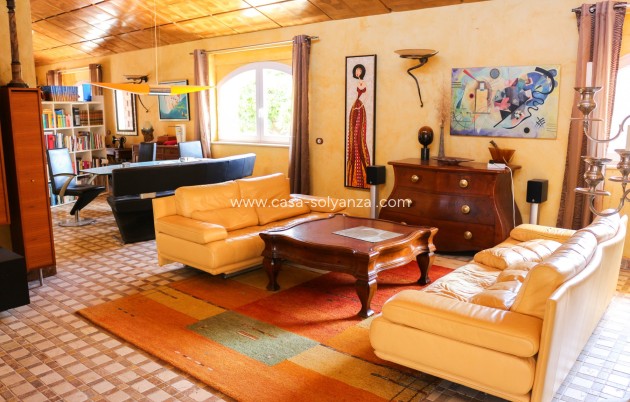 Resale - Independent villa - Los Urrutias