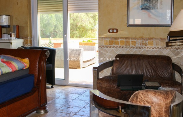 Resale - Independent villa - Los Urrutias
