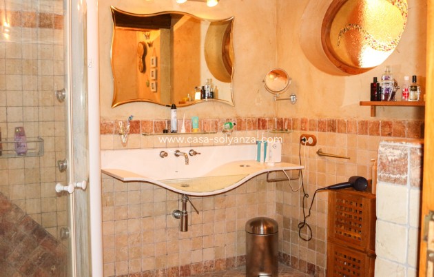 Resale - Independent villa - Los Urrutias