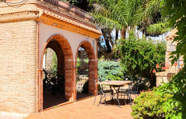 Resale - Independent villa - Los Urrutias