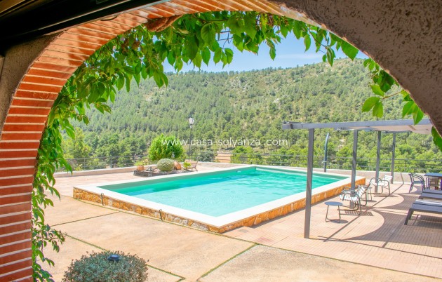 Resale - Independent villa - Onil
