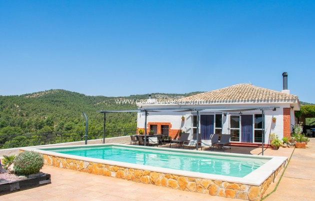 Resale - Independent villa - Onil