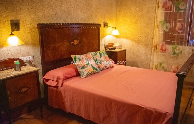 Resale - Independent villa - Onil