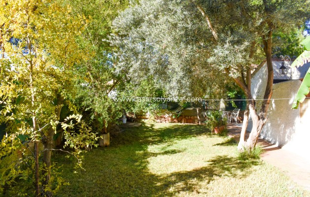 Herverkoop - Independent villa - Orihuela Costa - Punta Prima