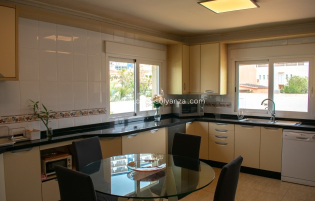 Wiederverkauf - Independent villa - La Manga del Mar Menor