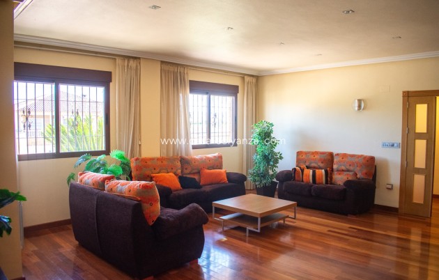 Revente - Finca Country Property - Orihuela - El raal