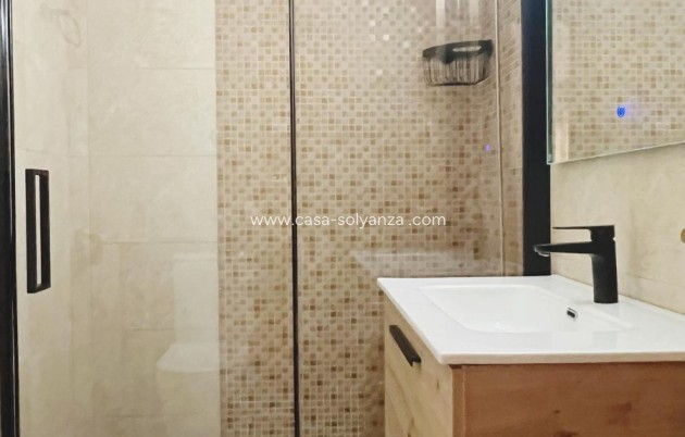 Wiederverkauf - Wohnung - Alicante