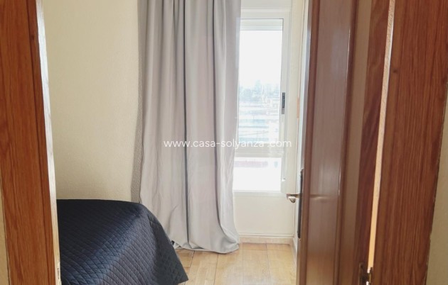 Wiederverkauf - Wohnung - Alicante