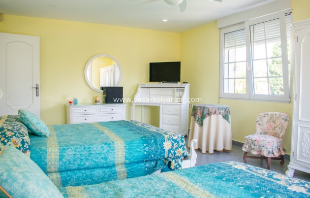 Revente - Independent villa - Orihuela Costa - MUY CERCA DE LA PLAYA