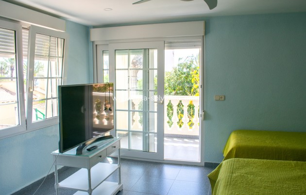 Revente - Independent villa - Orihuela Costa - MUY CERCA DE LA PLAYA